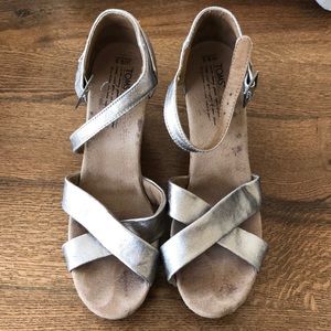 Silver wedges